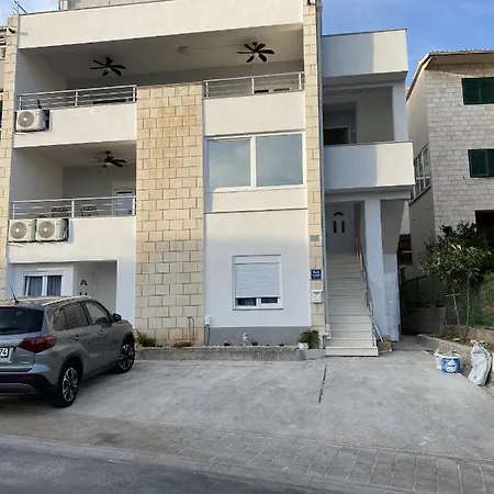 Apartmán With Parking Space - 19795 *